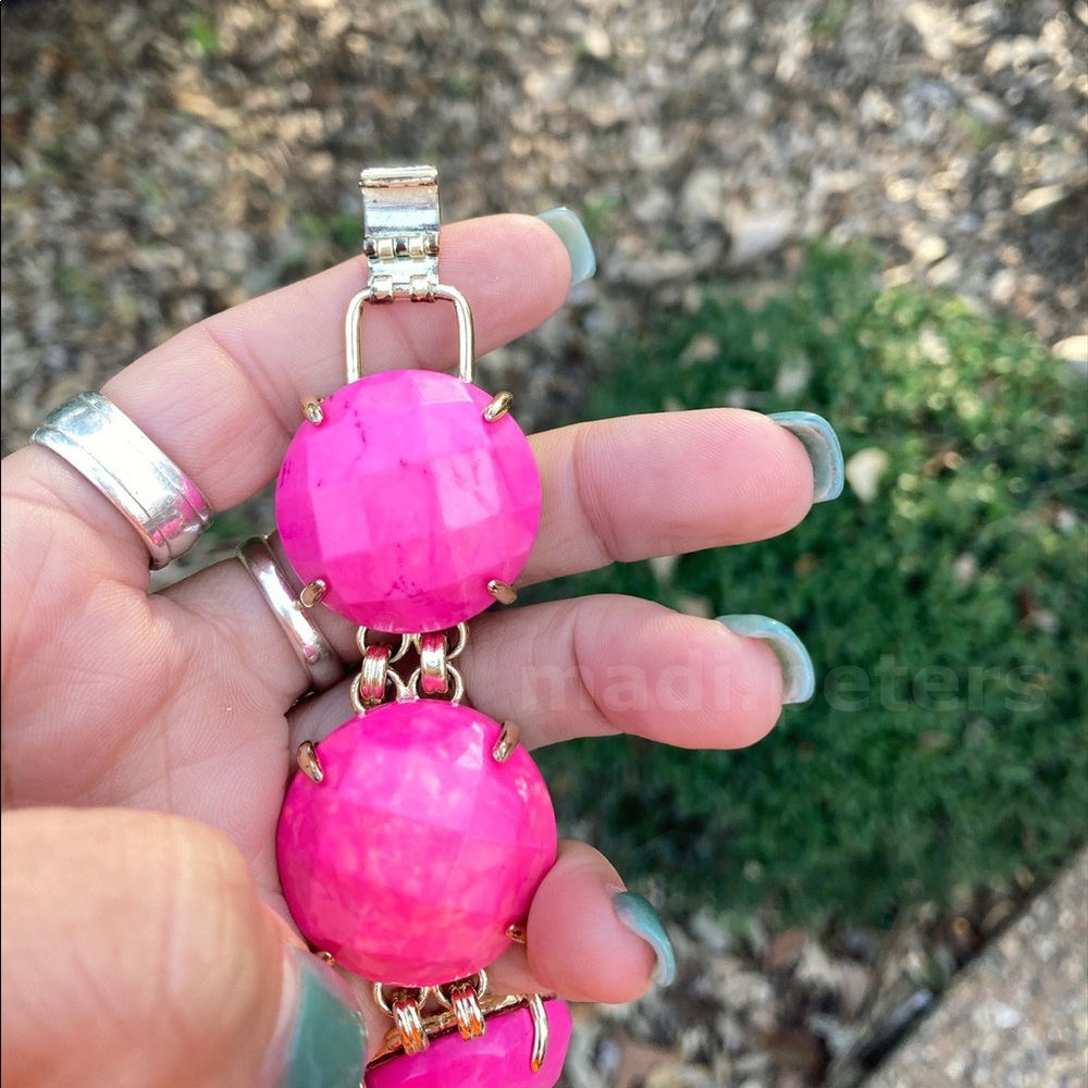 Kendra Scott Cassie Bracelet in Magenta - Picture 4 of 7